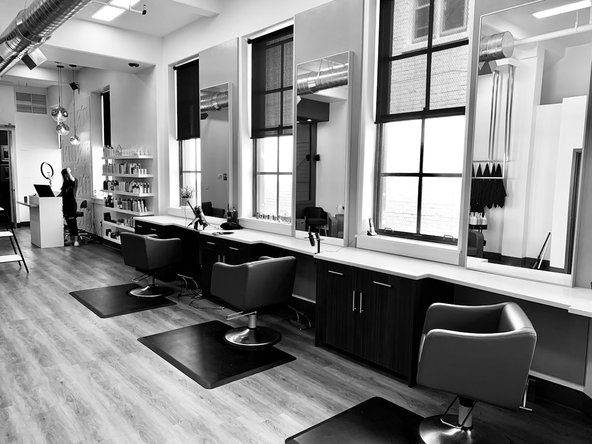 Pixie Glam Studio Salon Atmosphere